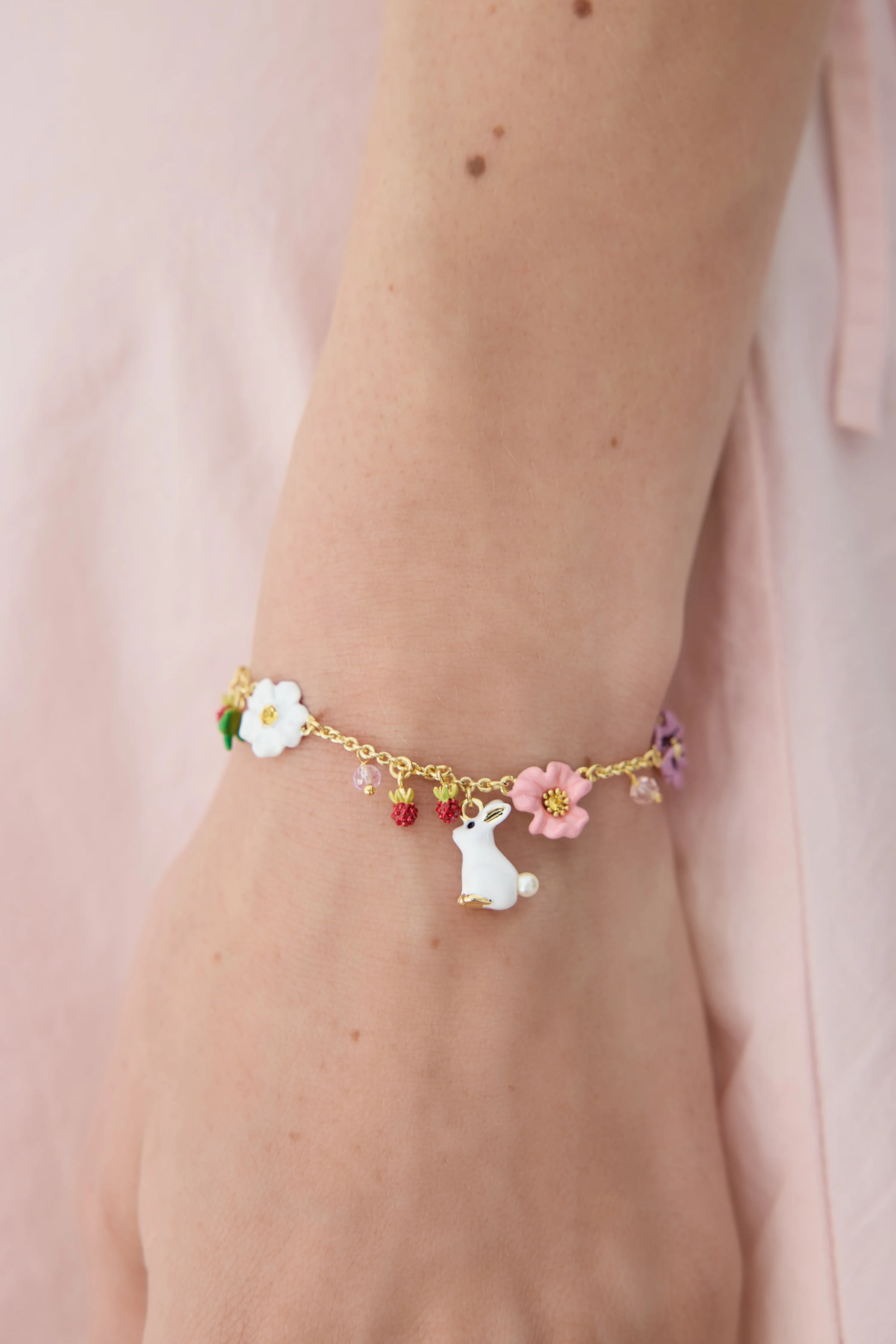 Bracelet charm's lapin rencontre enchantée - Image 2