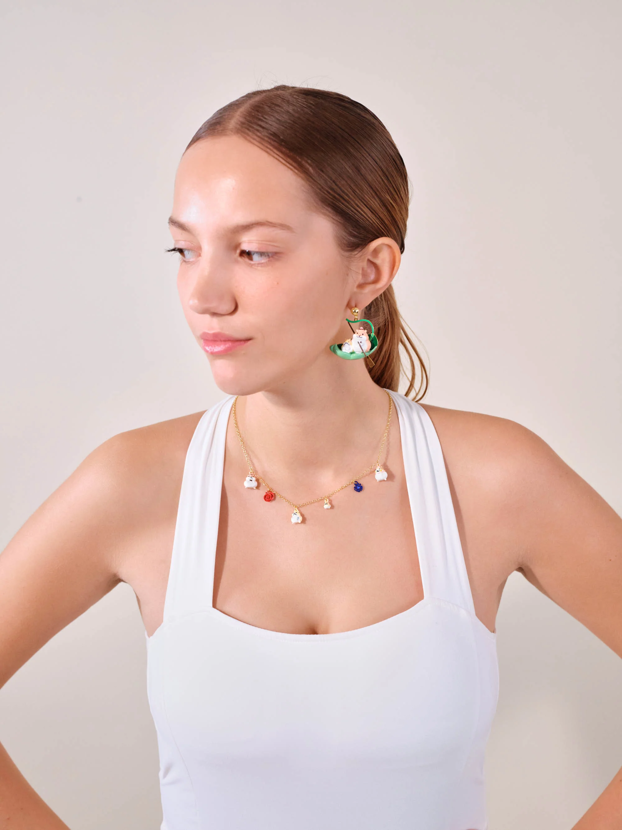Collier charms famille d'hamsters et fleurs - Image 2