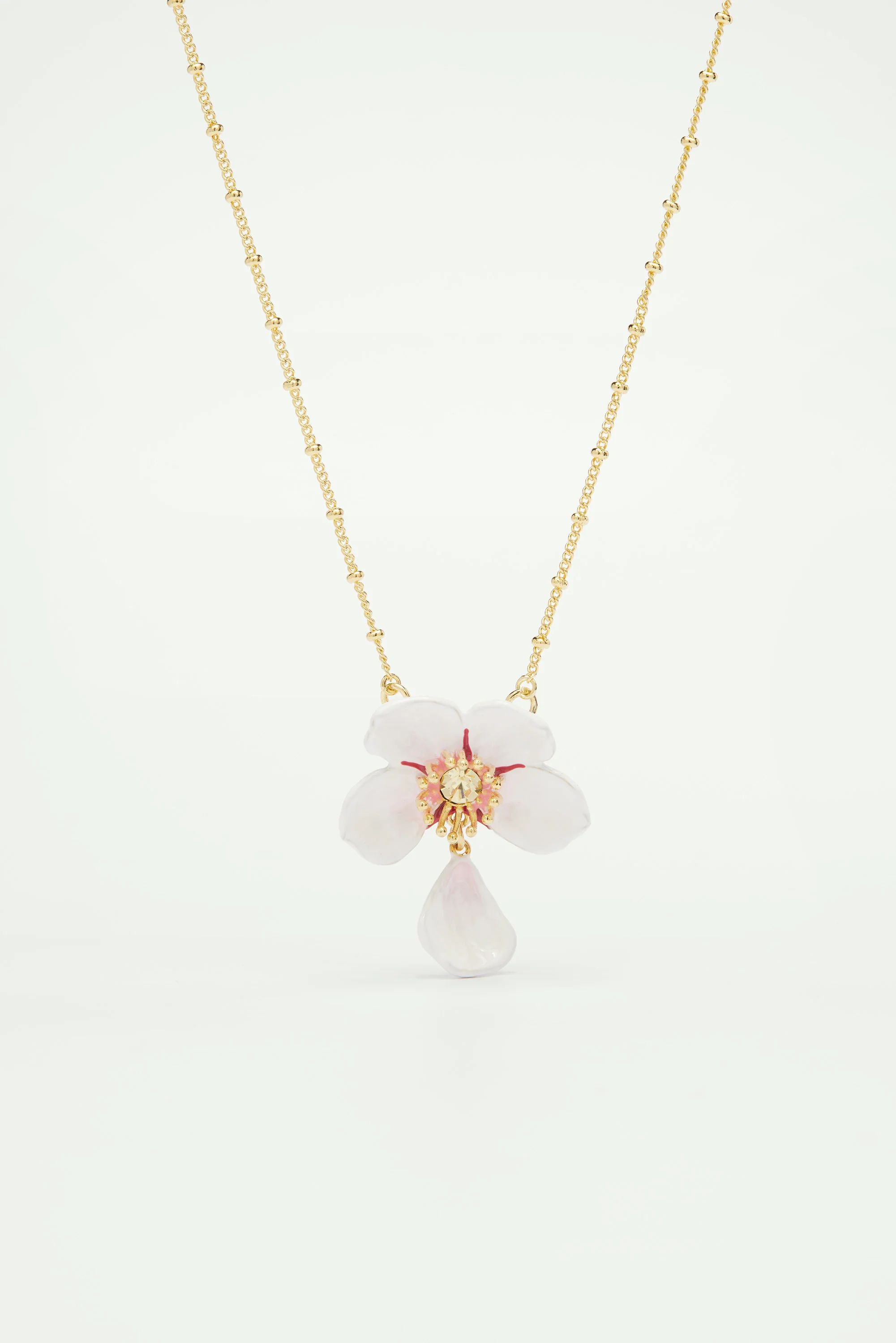 Collier pendentif fleur blanche du japon